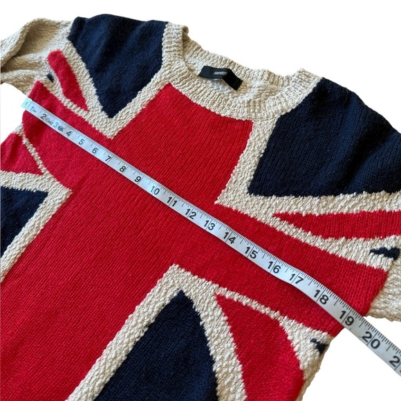 Forever 21 United Kingdom flag knit pullover crew neck sweater size extra small - Picture 5 of 6